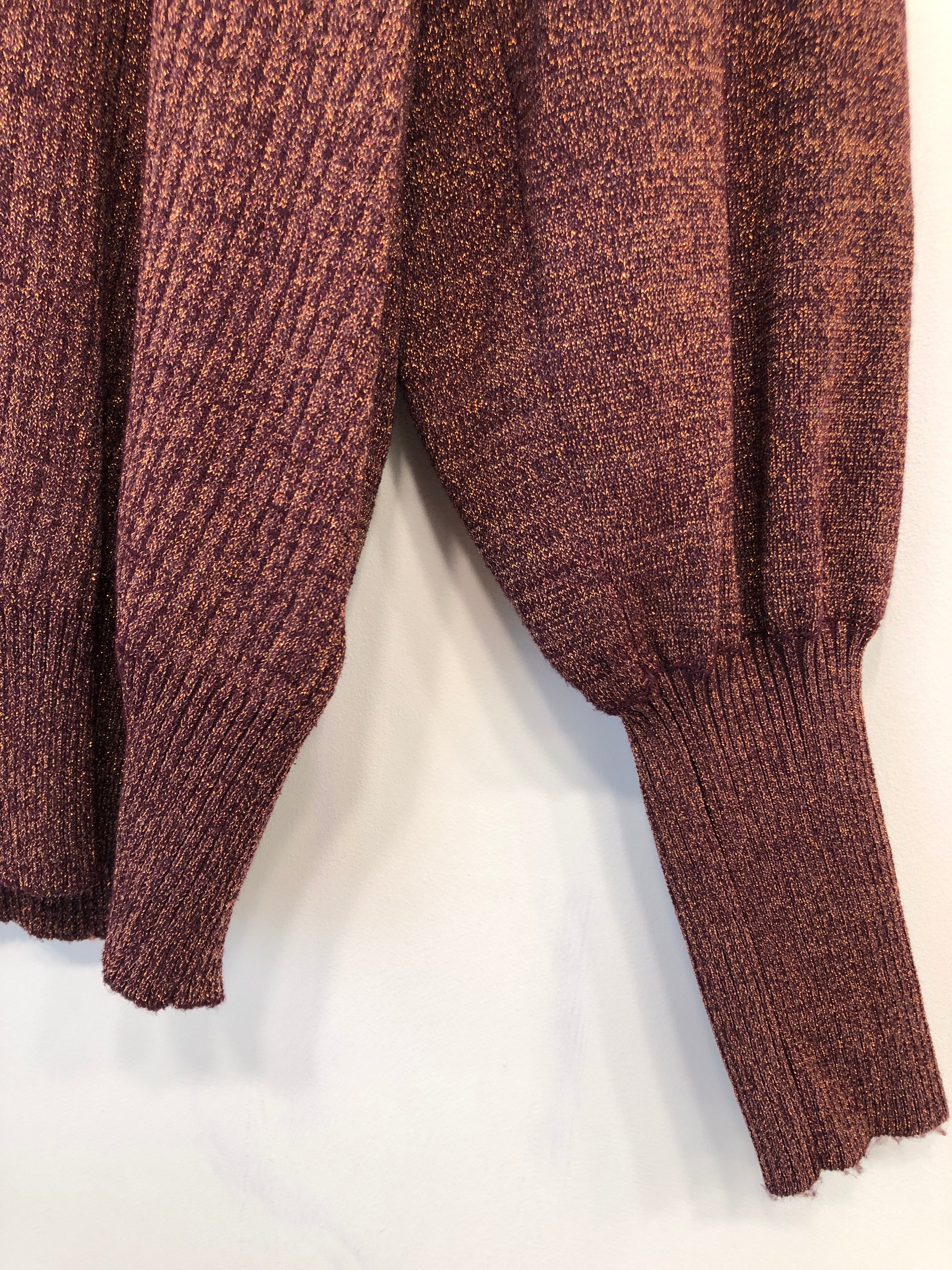Neo Noir Pullover